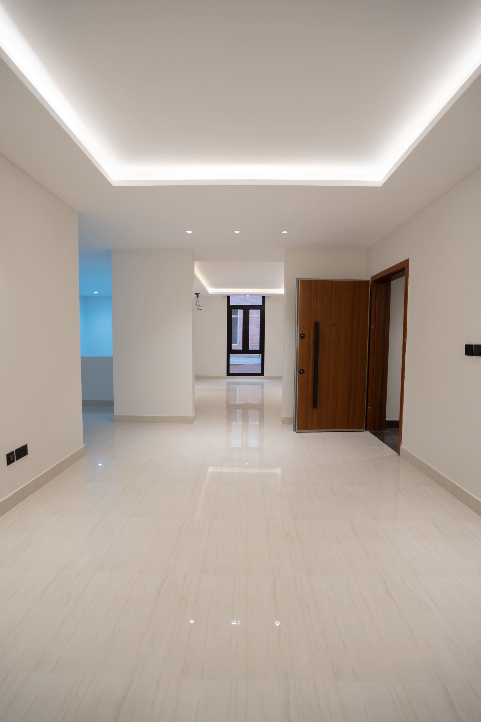 صالة - شمس العقارية